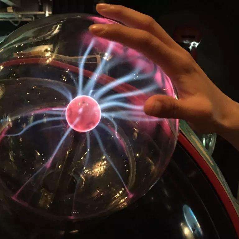 新科技展示暖場互動道具 兒童益智科技展示互動 娛樂設(shè)備租賃出售 游樂場設(shè)備租賃出售